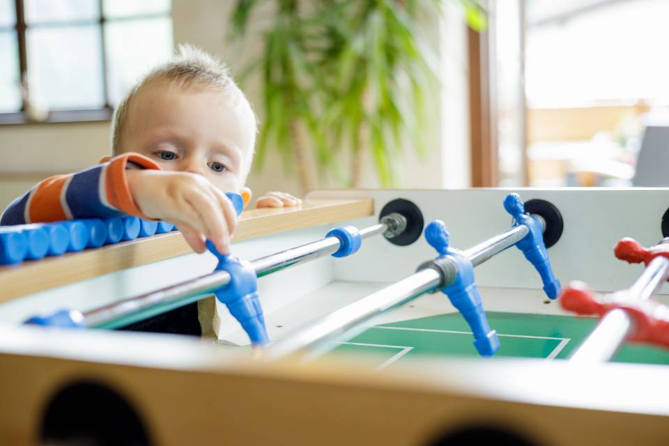 Cild discover foosball
