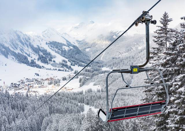 Sessellift in Tirol im Winter