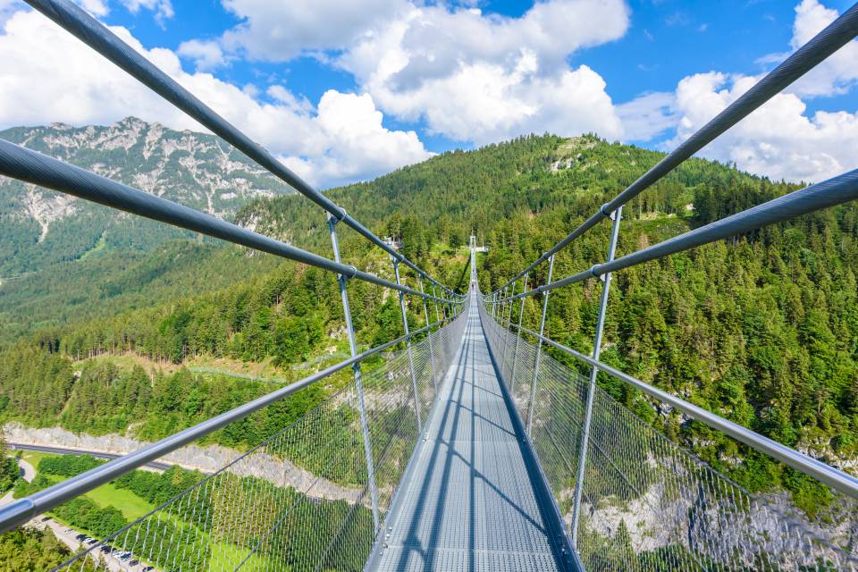 So lang und so hoch –: eine Brücke der Superlative. - Familotel Kaiserhof